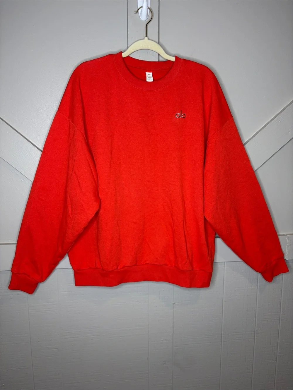 Alo Yoga Red Accolade Crew Neck Pullover Oversized Sweatshirt Large - Picture 3 of 15